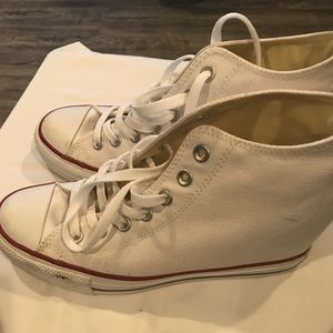 Converse Wedge Lux